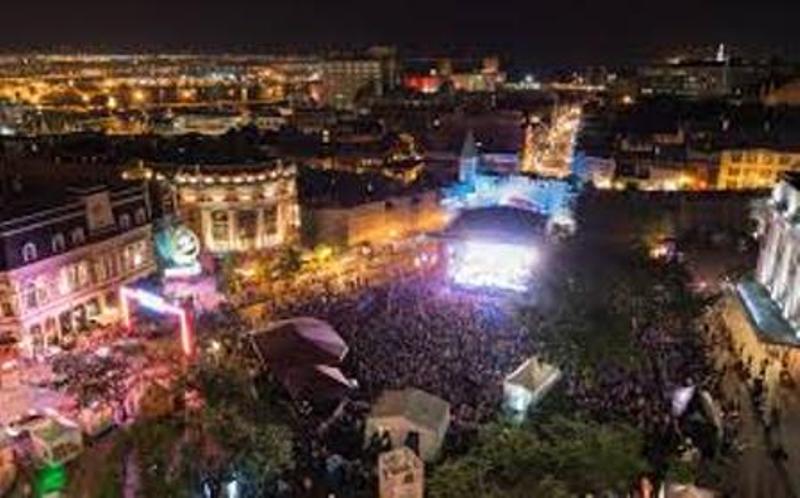 Loading Resort Image...